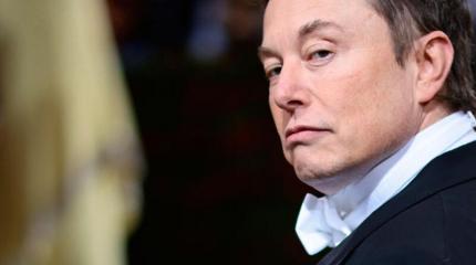 Маск, борец с цензурой, заблокировал аккаунт, отслеживающий его частный самолет