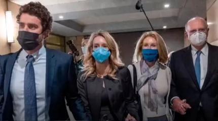 Глава биотех-стартапа Theranos получила 11 лет за мошенничество