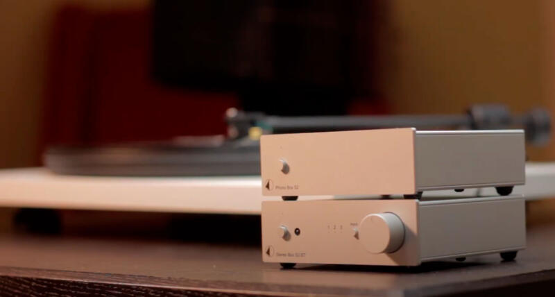 Pro-Ject переосмыслила дизайн классического интегрального усилителя