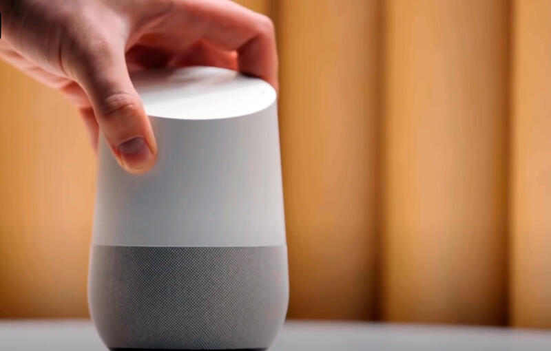 Программная «дыра» умной колонки Google Home позволяет удаленно подслушивать разговоры пользователя