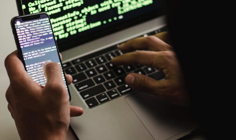 Программа Xnspy шпионила за тысячами айфонов и «андроидов»