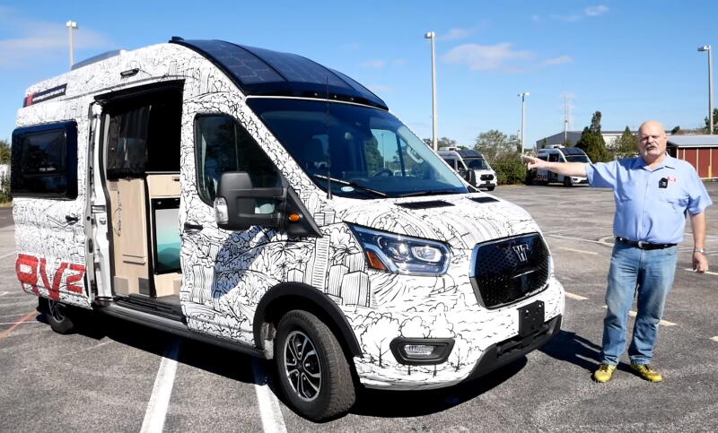 Компания Winnebago представила прототип электрического автодома