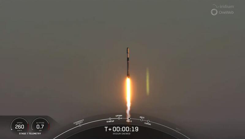 SpaceX запустила 21 спутник для OneWeb, Iridium и посадила ракету в море.