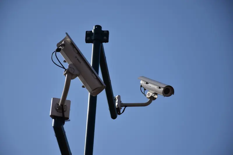 Под Москвой искусственный интеллект через камеры распознает нелегальных торговцев