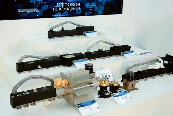 Холдинг «Росэлектроника» презентовал новое поколение ламп бегущей волны для космоса